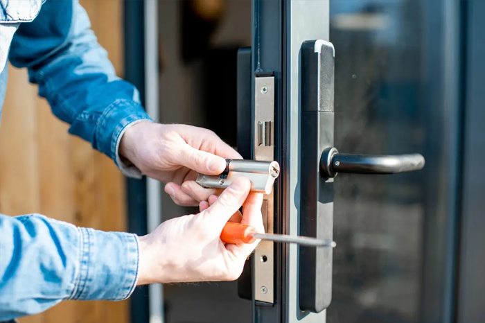 开锁师傅上门服务 开锁师傅上门服务